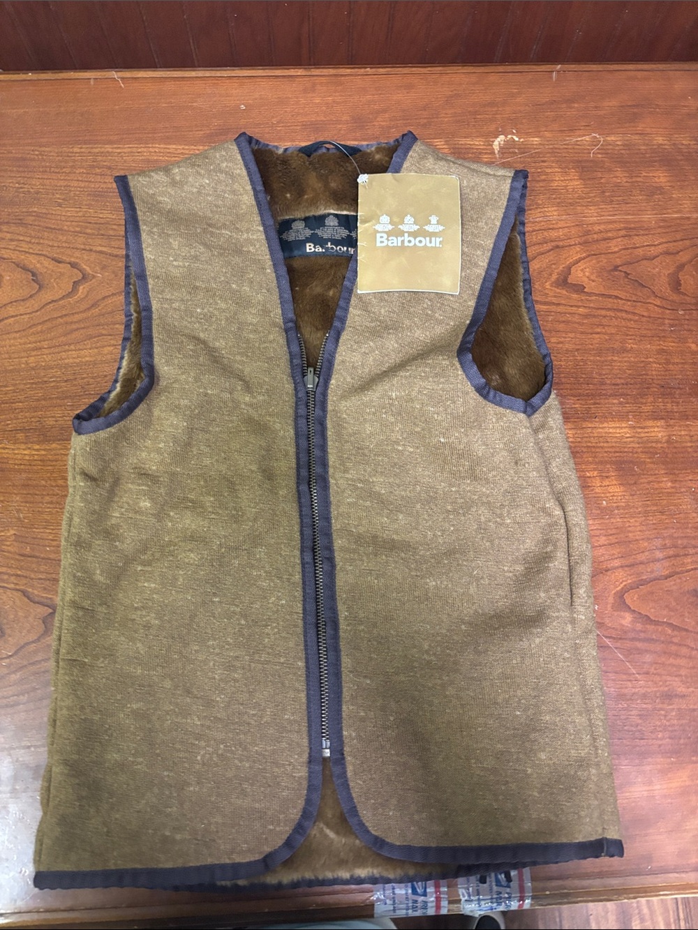 Boys Barbour Sherpa-Lined Vest with Dark Trim size Small